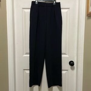 WILFRED | Aritzia |Berna |Black |Pleated |Wide/Straight Leg |Trouser/Pant|Size 4